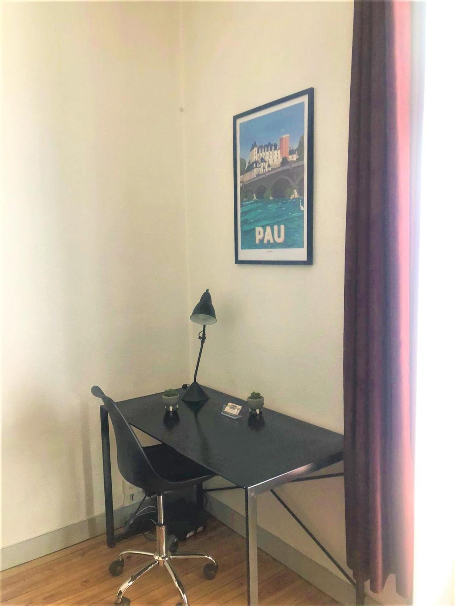 Apartamento Le Gambetta T2 Cosy Hypercentre Wifi Fibre Avec Parking Pau Exterior foto